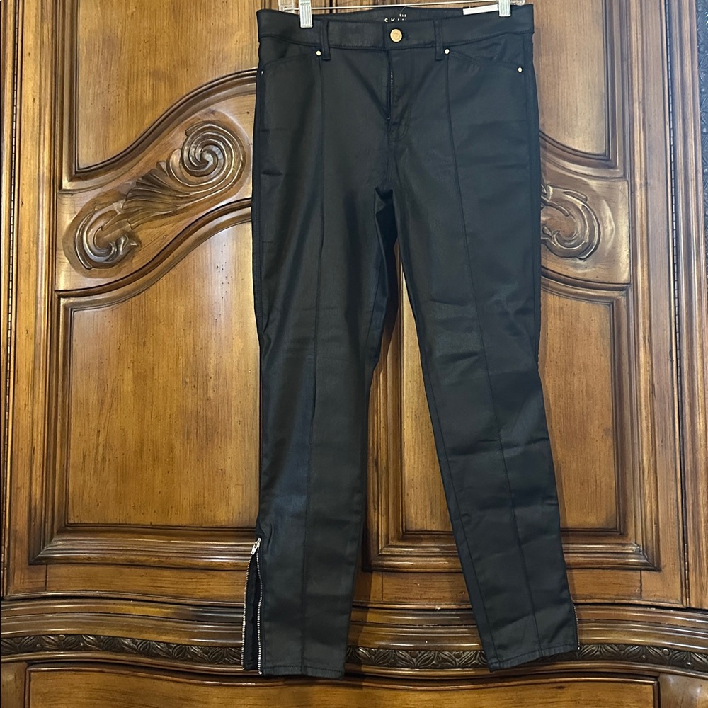 NEW White House Black Market Black Coated MidRise Faux Leather Skinny Ankle 8R